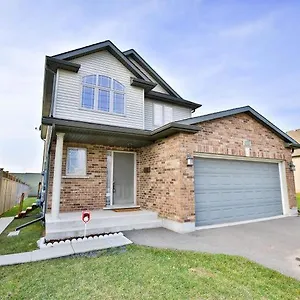 Holiday home Beautiful Fallsview