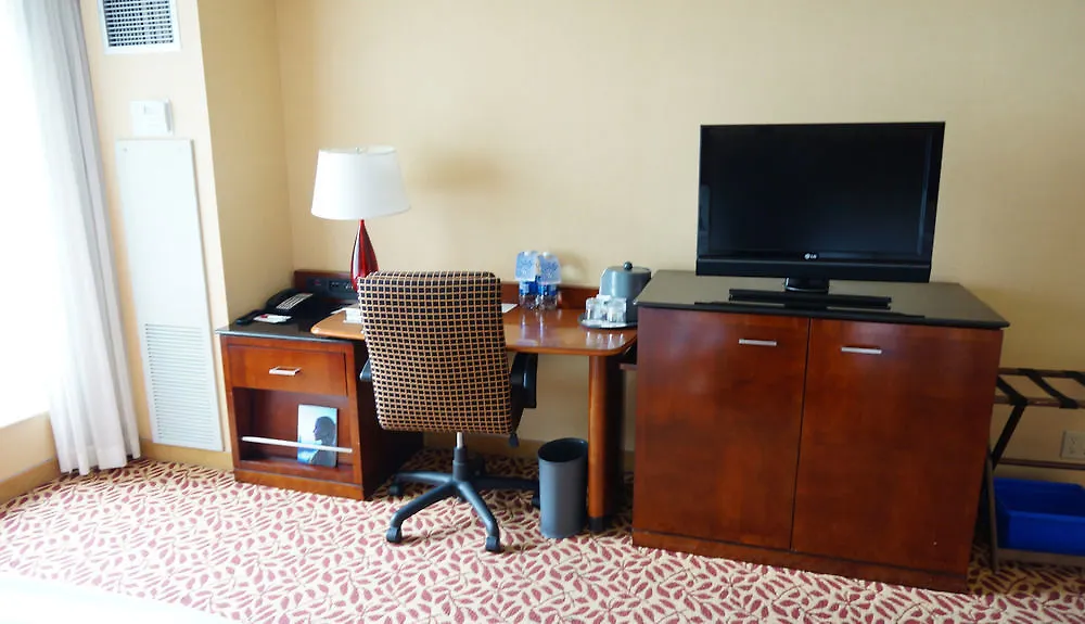 Niagara Falls Marriott Fallsview Hotel & Spa 4*, Niagarawatervallen Canada